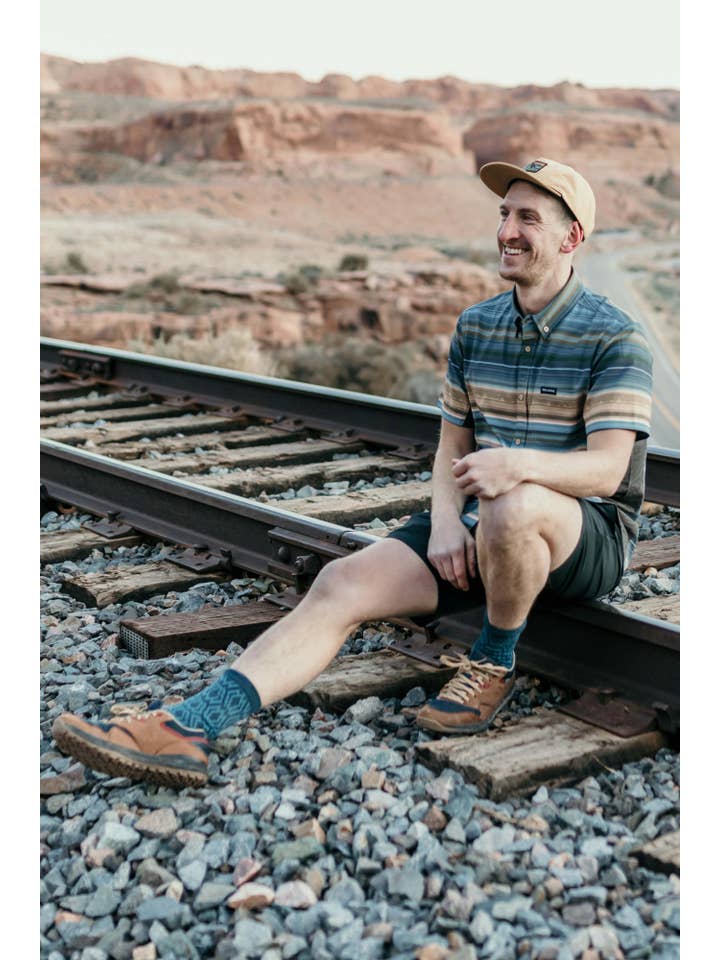 Belong Designs - Wholesale Button Down Shirt - Men's - Men's Vista Stretch Button Down3