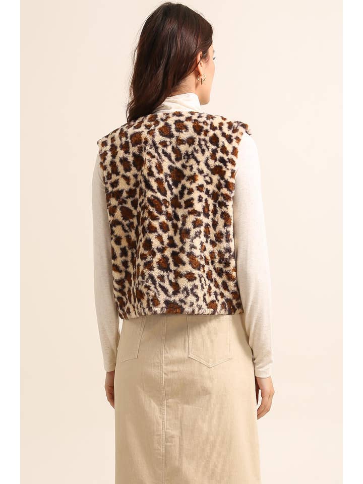 Daphnea – wholesale Väst - Dam – 5511 LEOPARDJACKA
