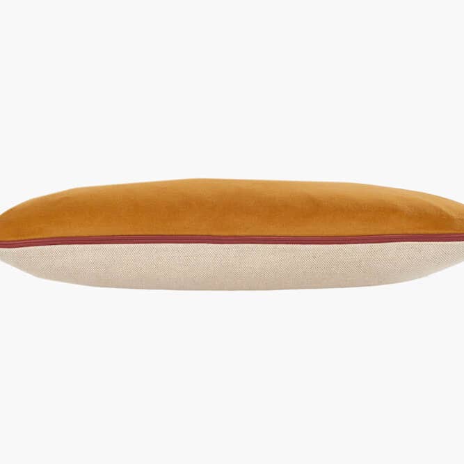 Alma, Kissen für den Großhandel von HETTI.