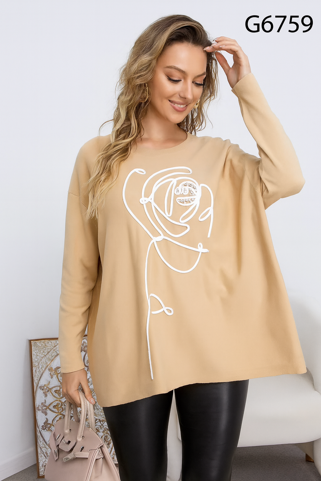 Lucy Sparks – Pulôver - Mulher por atacado – CAMISOLA DE MALHA SUAVE COM DESENHO DE ROSA NA FRENTE4