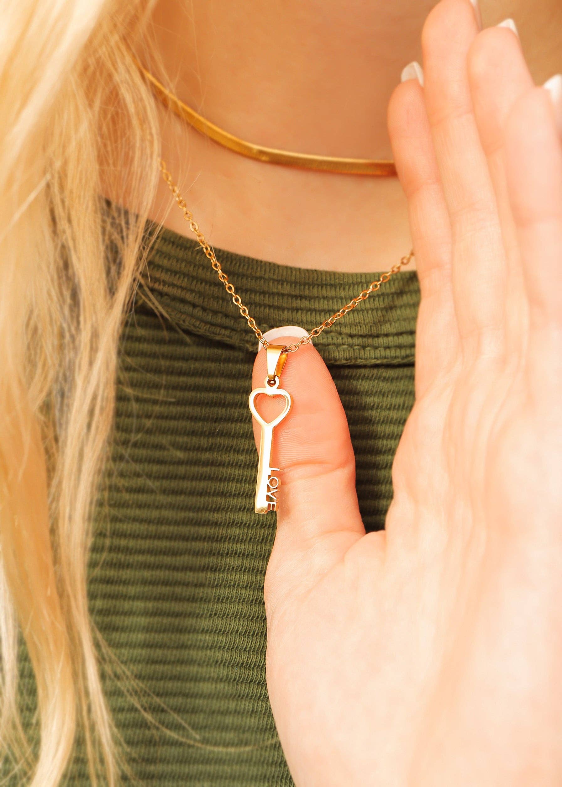 WJW - Wholesale Pendant/Charm Necklace - 18K Gold PVD Stainless Steel Love Key Pendant Necklace2