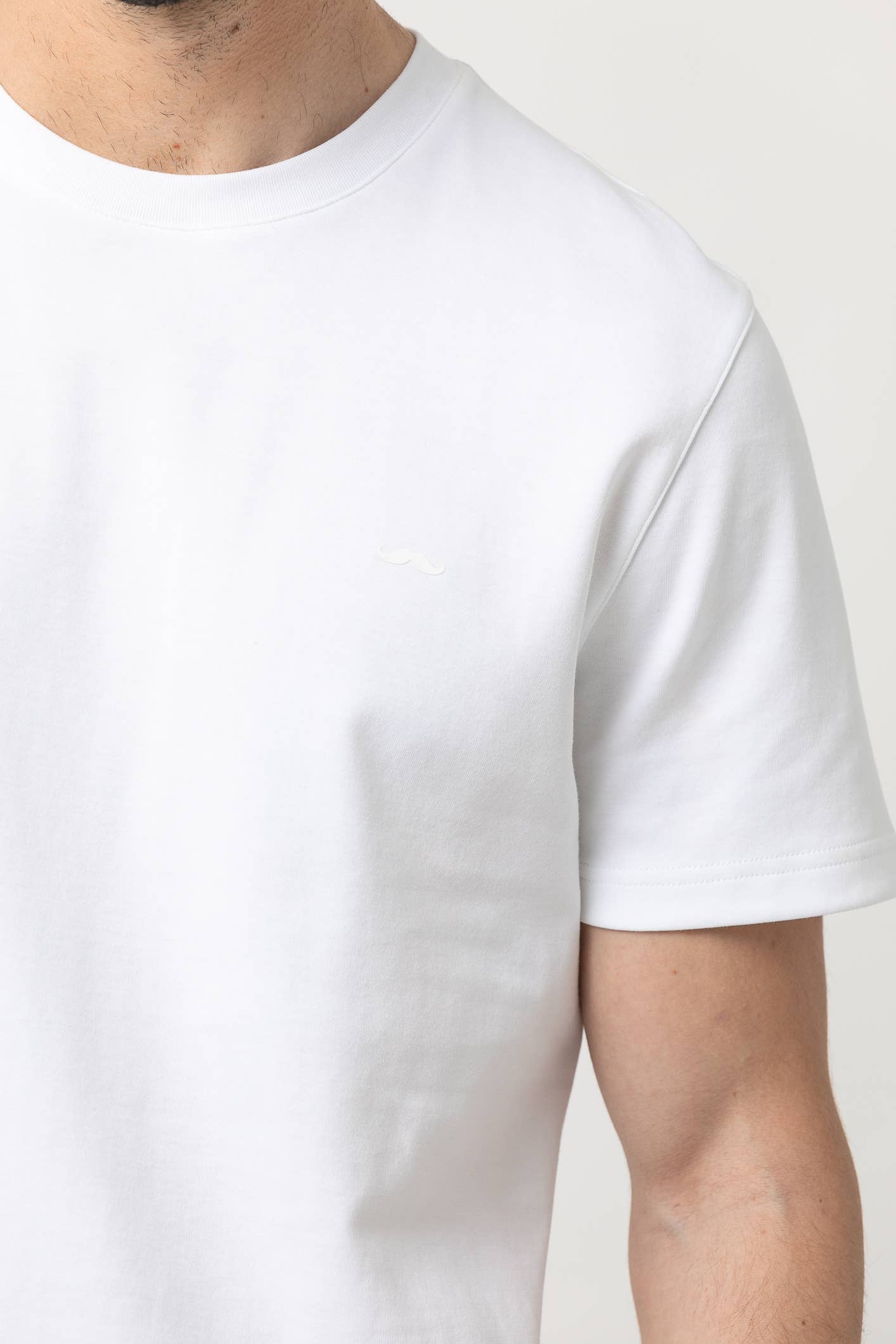 Blanco Camiseta Básica Lisa Manga Corta Algodón Premium blanca Neil de venta al por mayor en Faire1