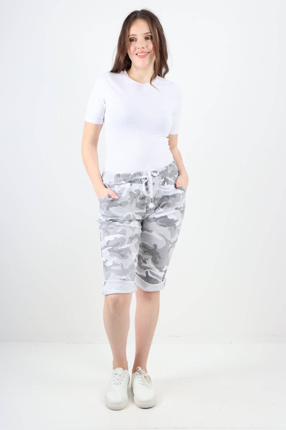 Miss Bold – wholesale Shorts – Women’s – Italian Camouflage Magic Chino Shorts73