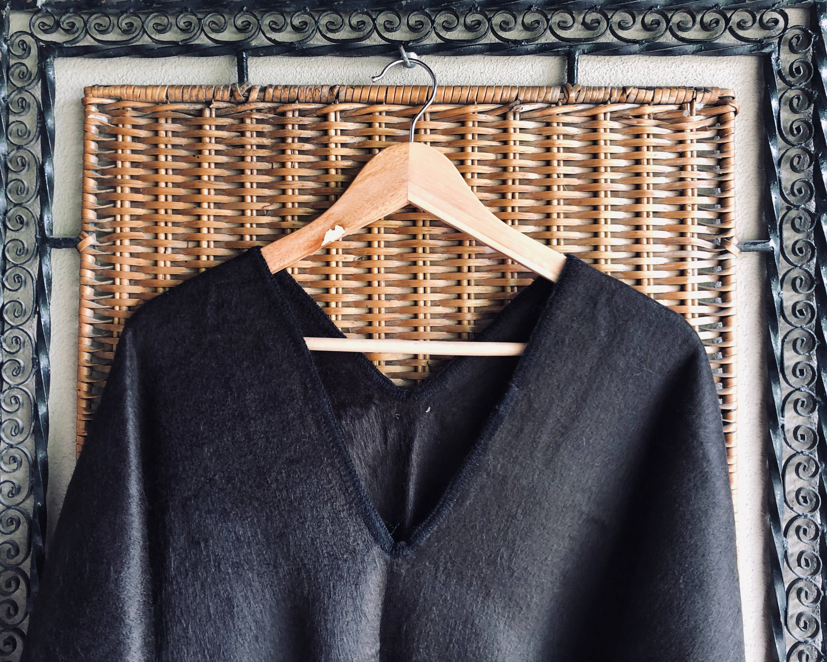 AWANA - Wholesale Poncho - Unisex - V Neck Poncho4