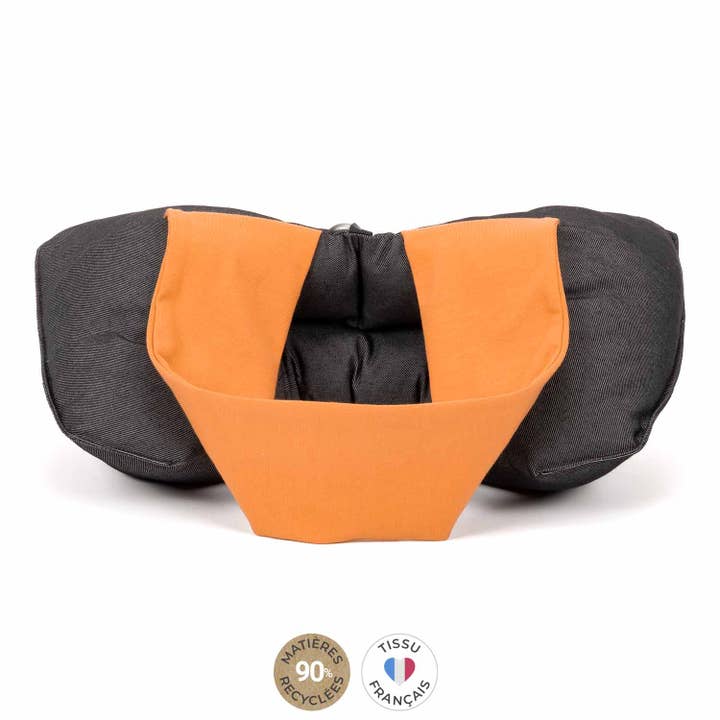 Cuscino da viaggio . ELLIPSE Malta per la vendita all'ingrosso da parte di PETITS CADORS