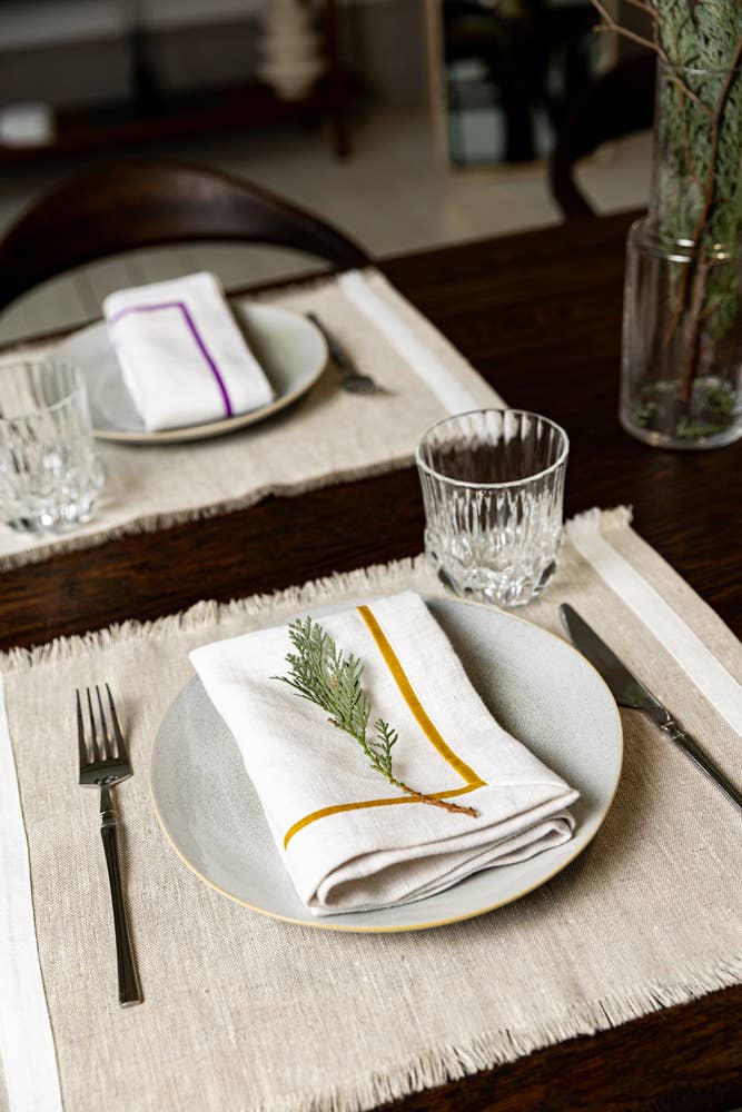 Liem Home - Wholesale Dinner & Cloth Napkin - Linen Napkins with Mitered Corners and Edging6