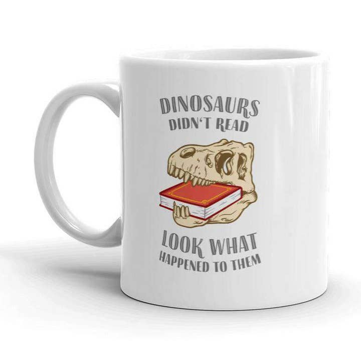 Dinosaurier läste inte - Titta vad som hände med dem - Mugg för wholesale av The Philosopher's Shirt
