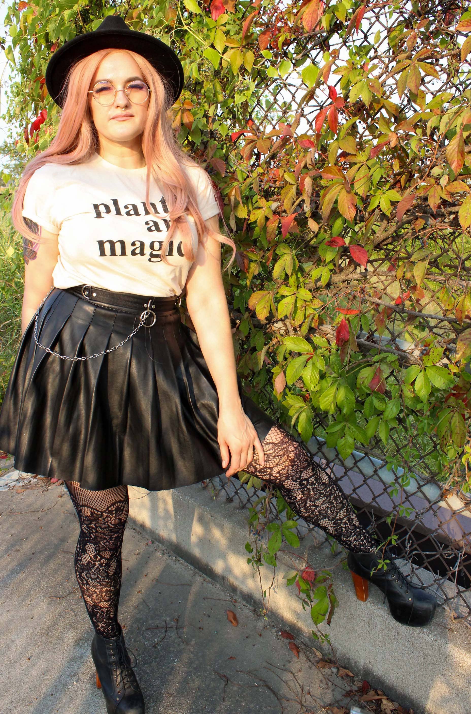 fløde Planter er Magic Shirt på creme for engroshandel på Faire2