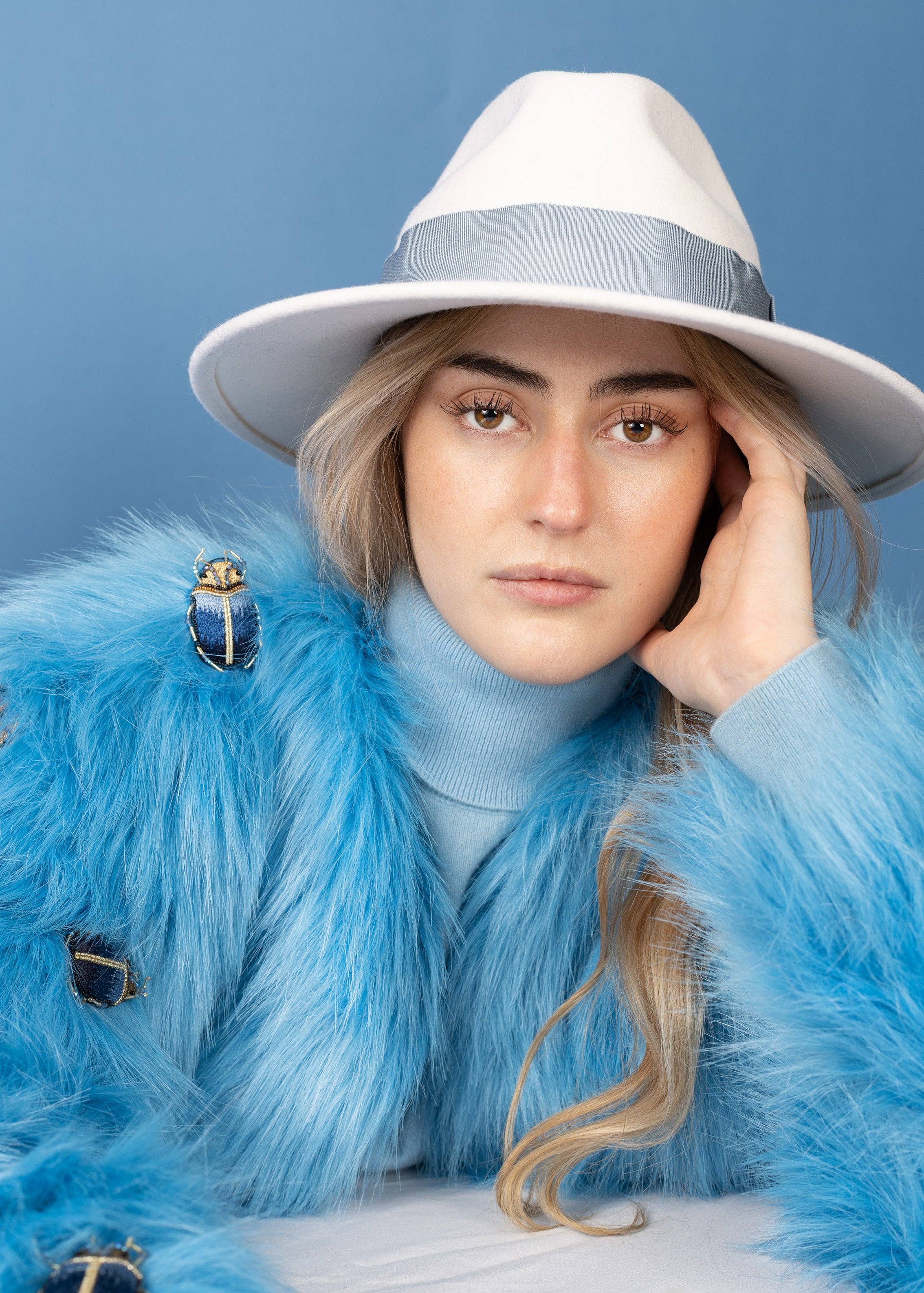 Aéle Paris - Wholesale Brooch - EMBROIDERED BROOCH IN THE SHAPE OF A BEETLE - BARNABY 1