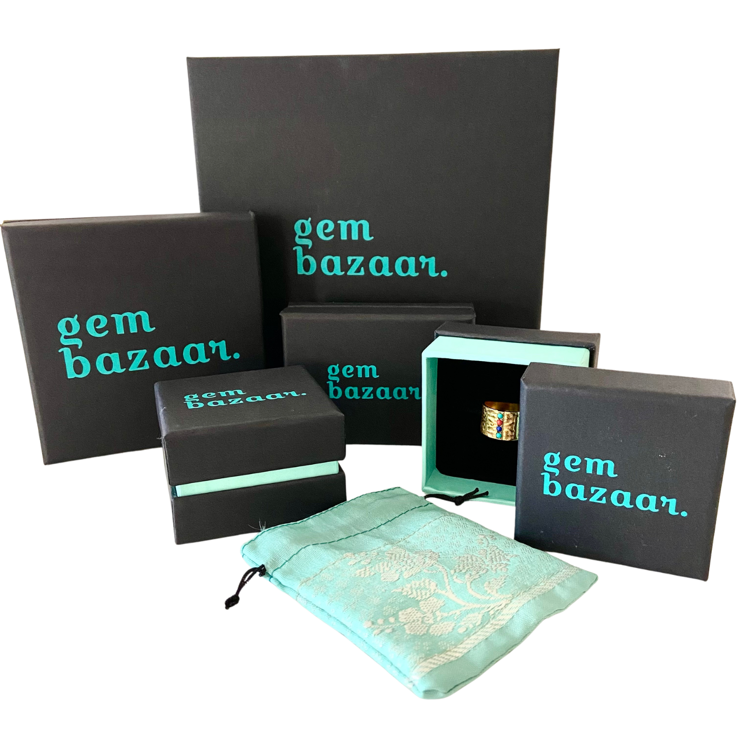 Gem Bazaar Jewellery – Großhandel Cocktail-/Statement-Ring – Blauaugen-Ring in Blauquarz, Blauchalcedon, Gold Vermeil5