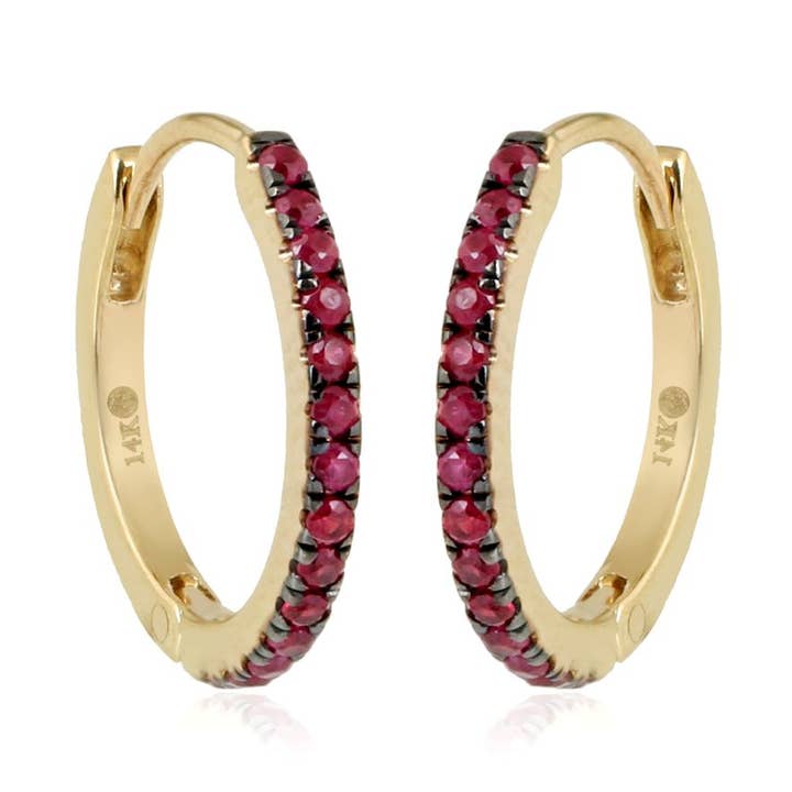 Brincos Huggie Ruby Ouro Amarelo 12mm por atacado de Jewels of Mewar