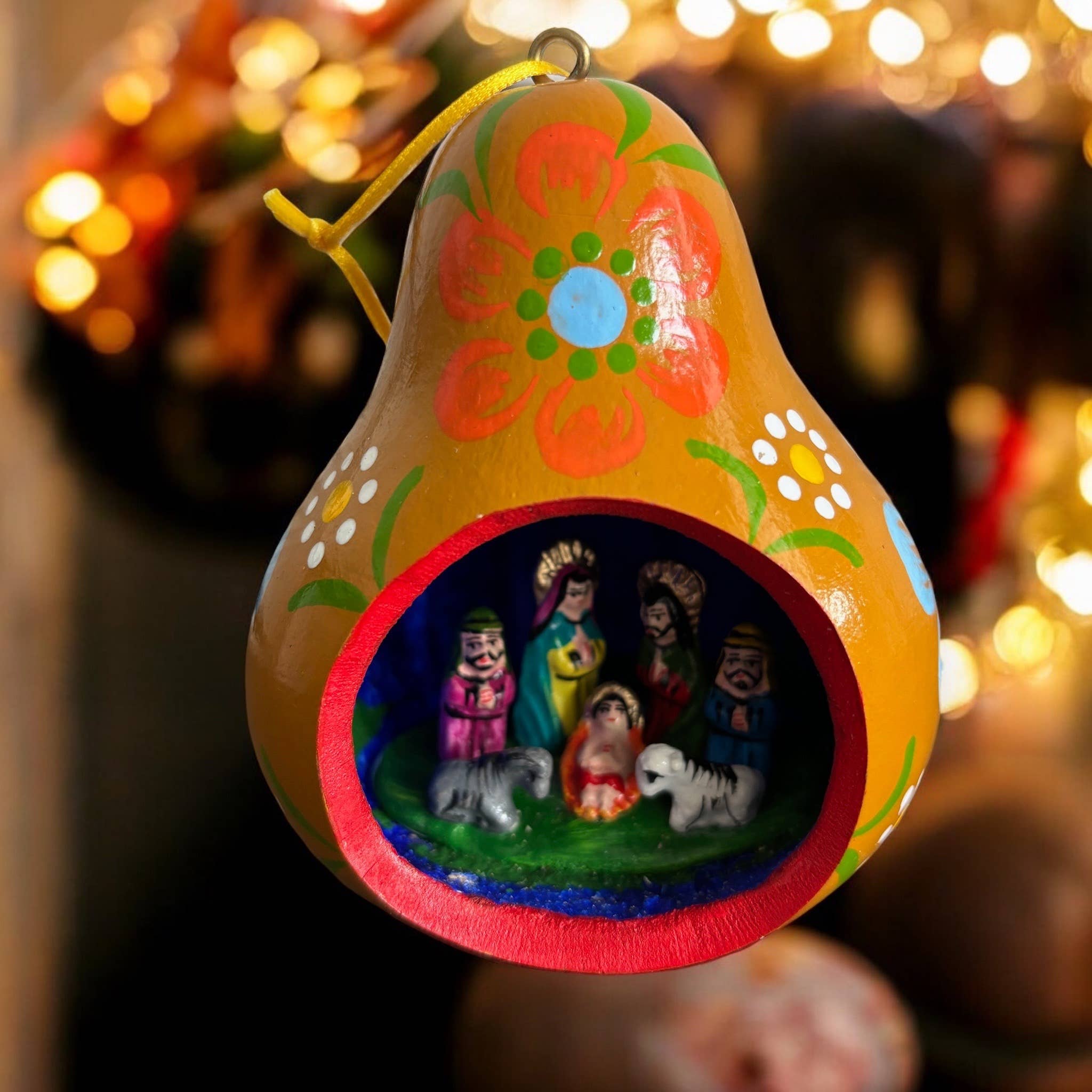 Zoe Artcrafts Corp. - Wholesale Ornament - Gourd Christmas Multicolor Tree ornament with Nativity Scene8