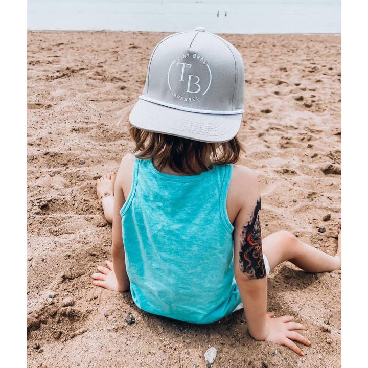 SILVERTHORNE pour la vente par Tiny Bros Apparel