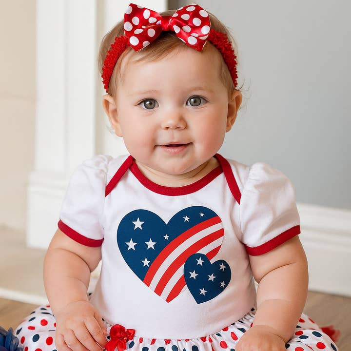 Abito e fascia per bambini con bandiera americana bianca con due cuori per la vendita all'ingrosso da parte di Fennco Styles