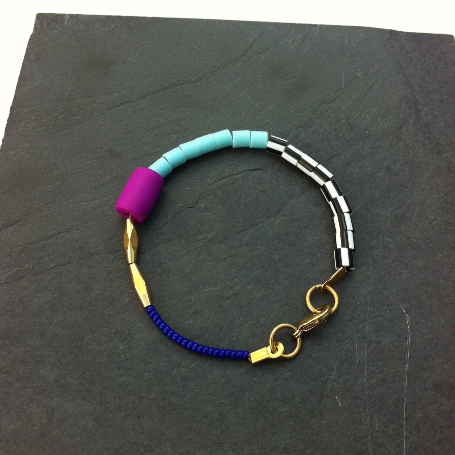 Loela – Pulseira de missangas por atacado – Pulseira de Miçangas Dot Dash1