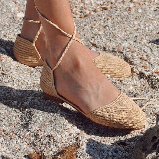 Håndlavede raffiasandaler til kvinder, sommerens komfort og stil for engroshandel hos craftberber