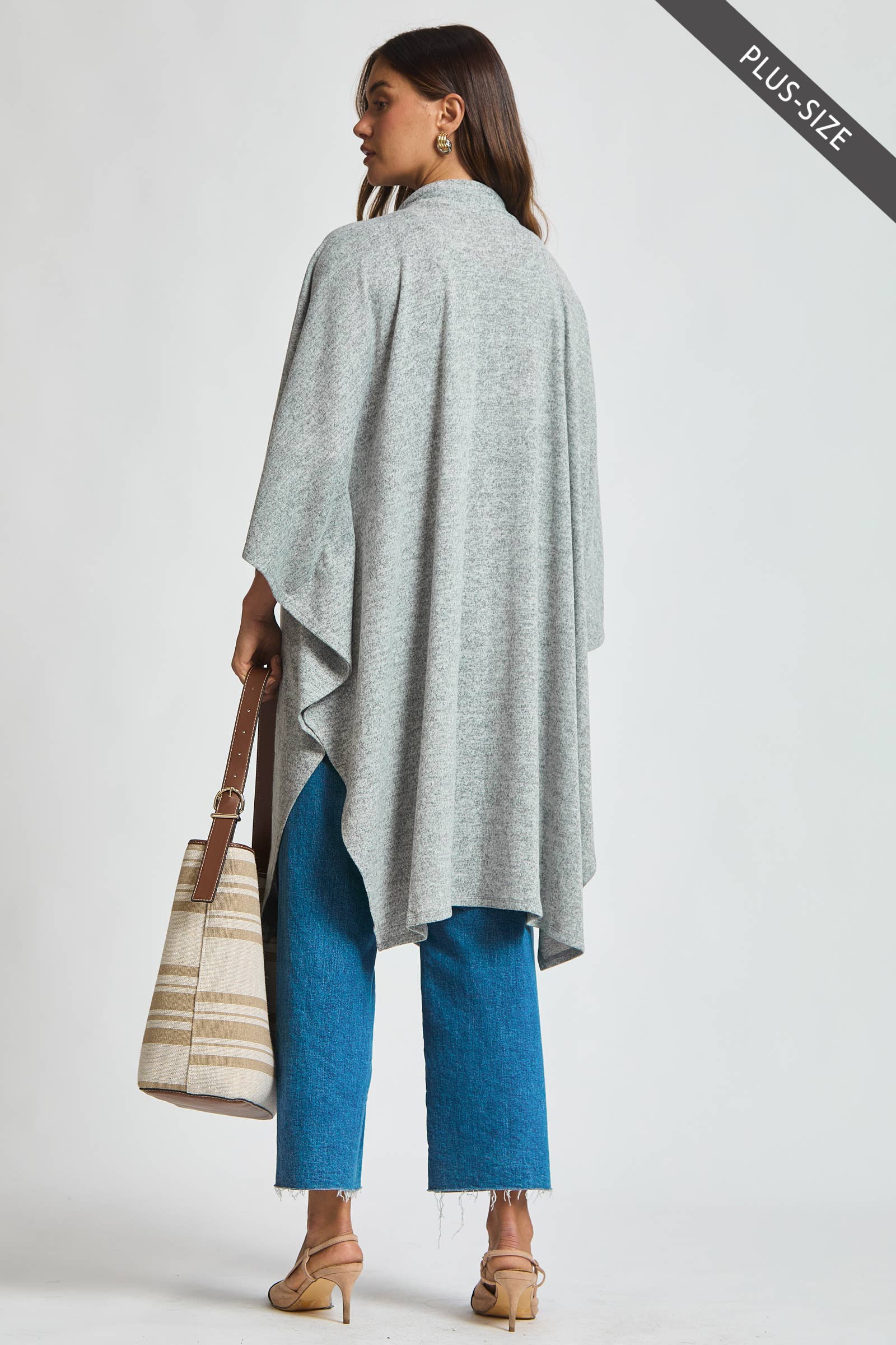 Dear Scarlett - Wholesale Poncho - Women's - PLUS SIZE Flowy Draped Poncho Top5