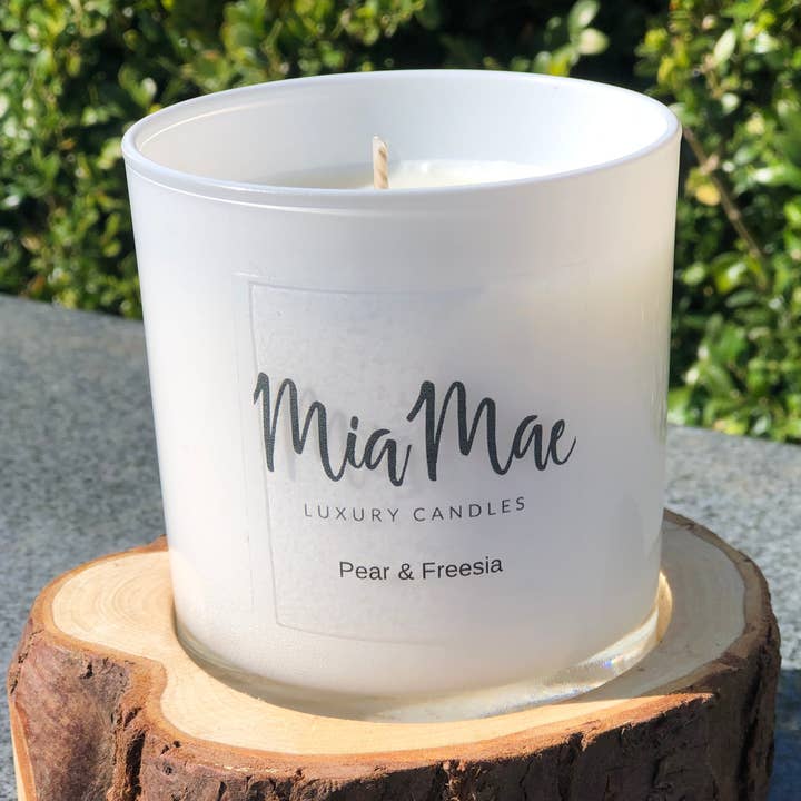 MiaMae Luxury Candles – wholesale Jar/filled candle – Pear & Fresia0