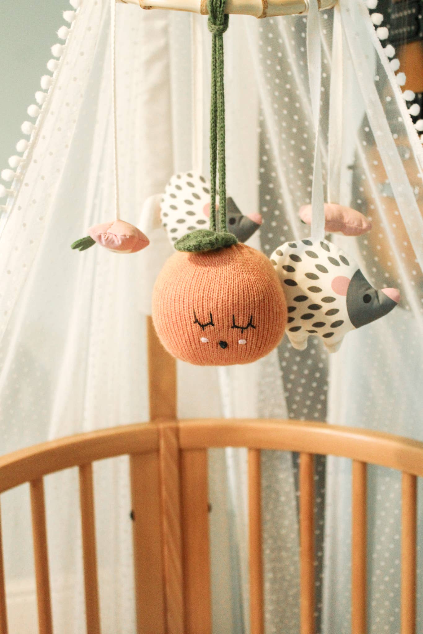 Sootie Limetree - Wholesale Handheld Rattle - Baby - Hanging clementine rattle toy2