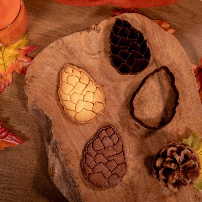 Uniberry 3D - Wholesale Uitsteekvorm - Dennenappel Uitsteker – Natuur & Herfst in het Bos1