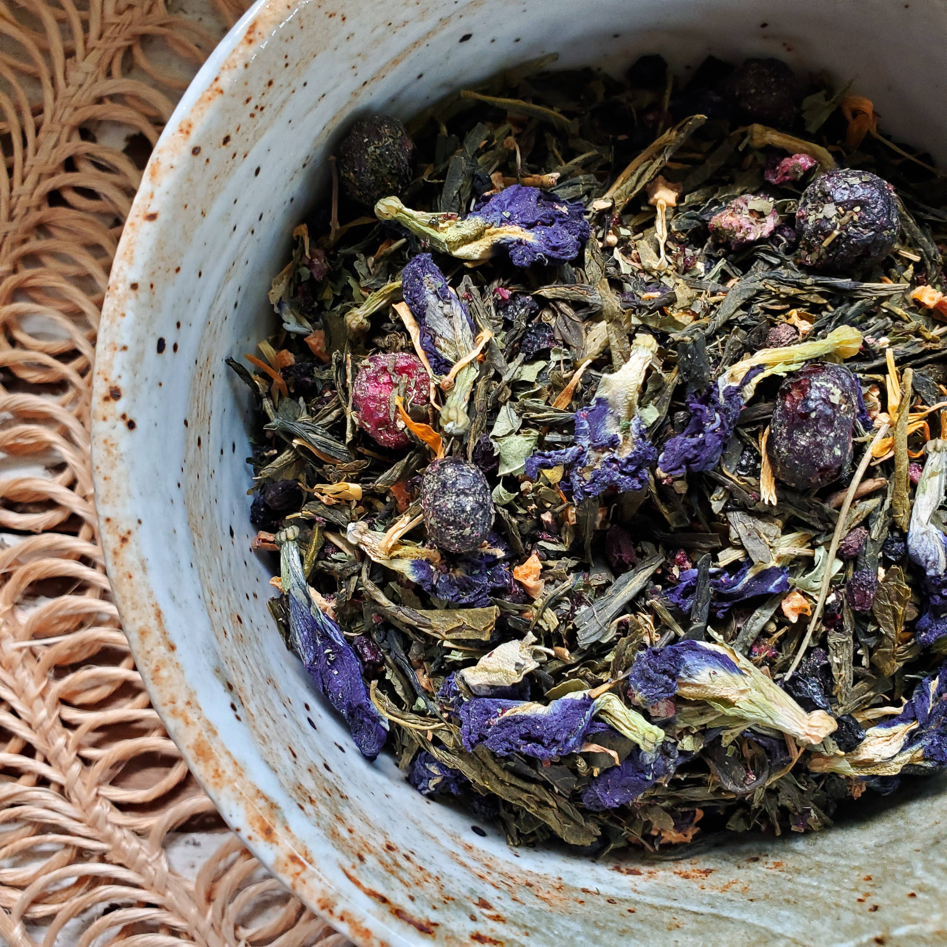 Gnat and Bee - Wholesale Loose Tea - Blueberry Moon | Green Loose Leaf Tea1