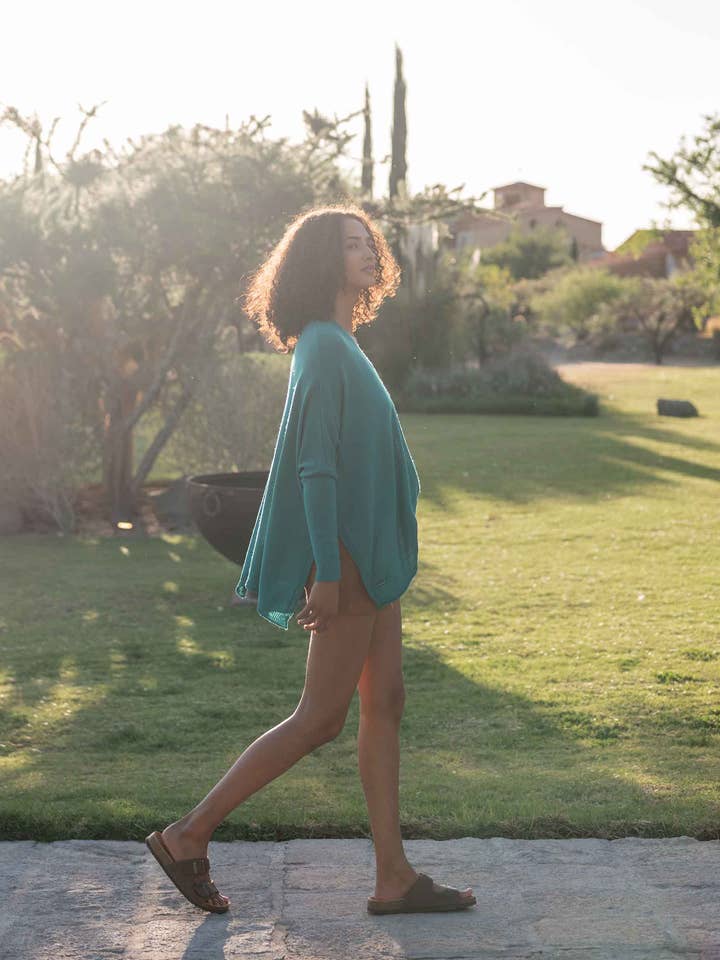 MERSEA - Wholesale Knit Top - Women's - Catalina V Neck Sweater31