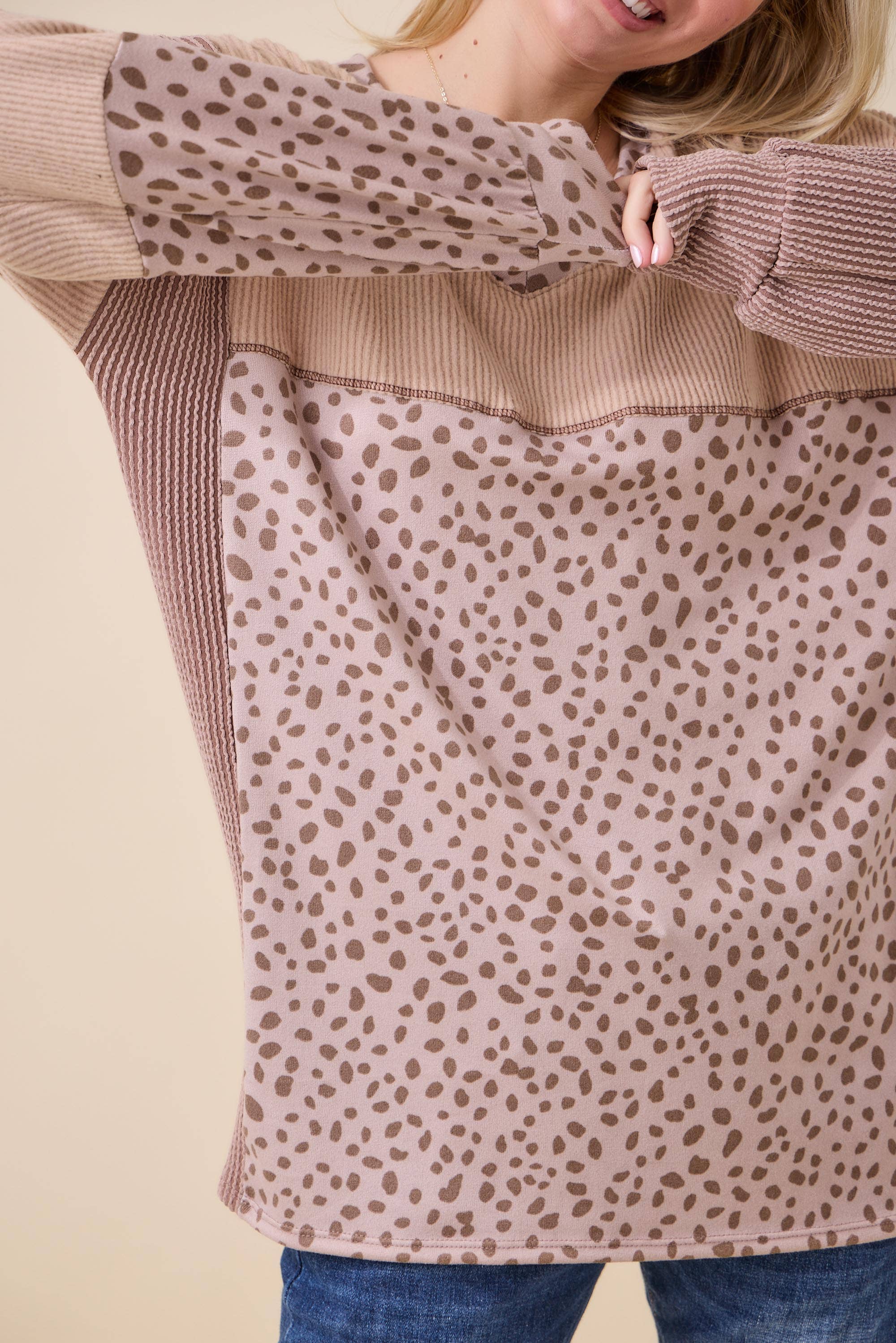 Celeste Clothing - Wholesale Knit Top - Women's - WOMEN'S RIB COLOR BLOCK ANIMAL PRINT LONG SLEEVE TOP47