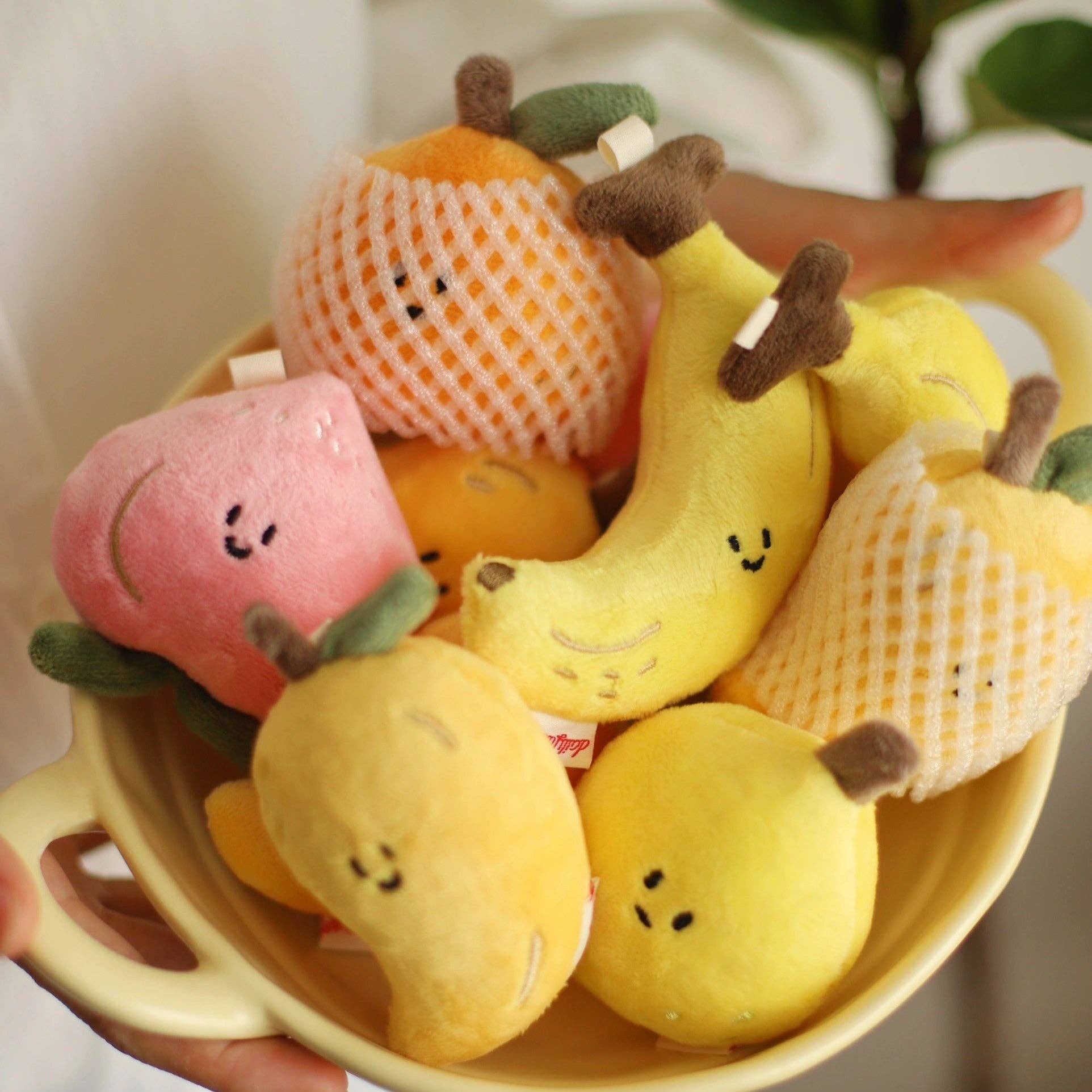 Hello Claws Limited - Wholesale Keychain - Women's - Daily White | Banana Bag Charm3