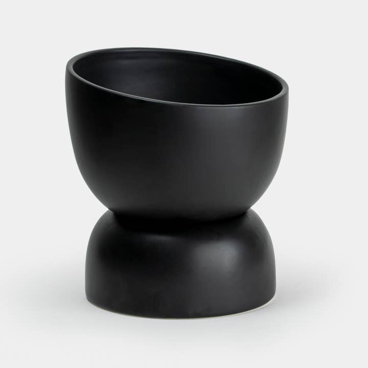 Greenery Unlimited - Wholesale Plant Pot - Varick 20 Ceramic Self Watering Pot1