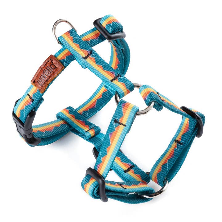 Escape Free Dog Harness 1/2'' for wholesale by LUWELLO, LLC