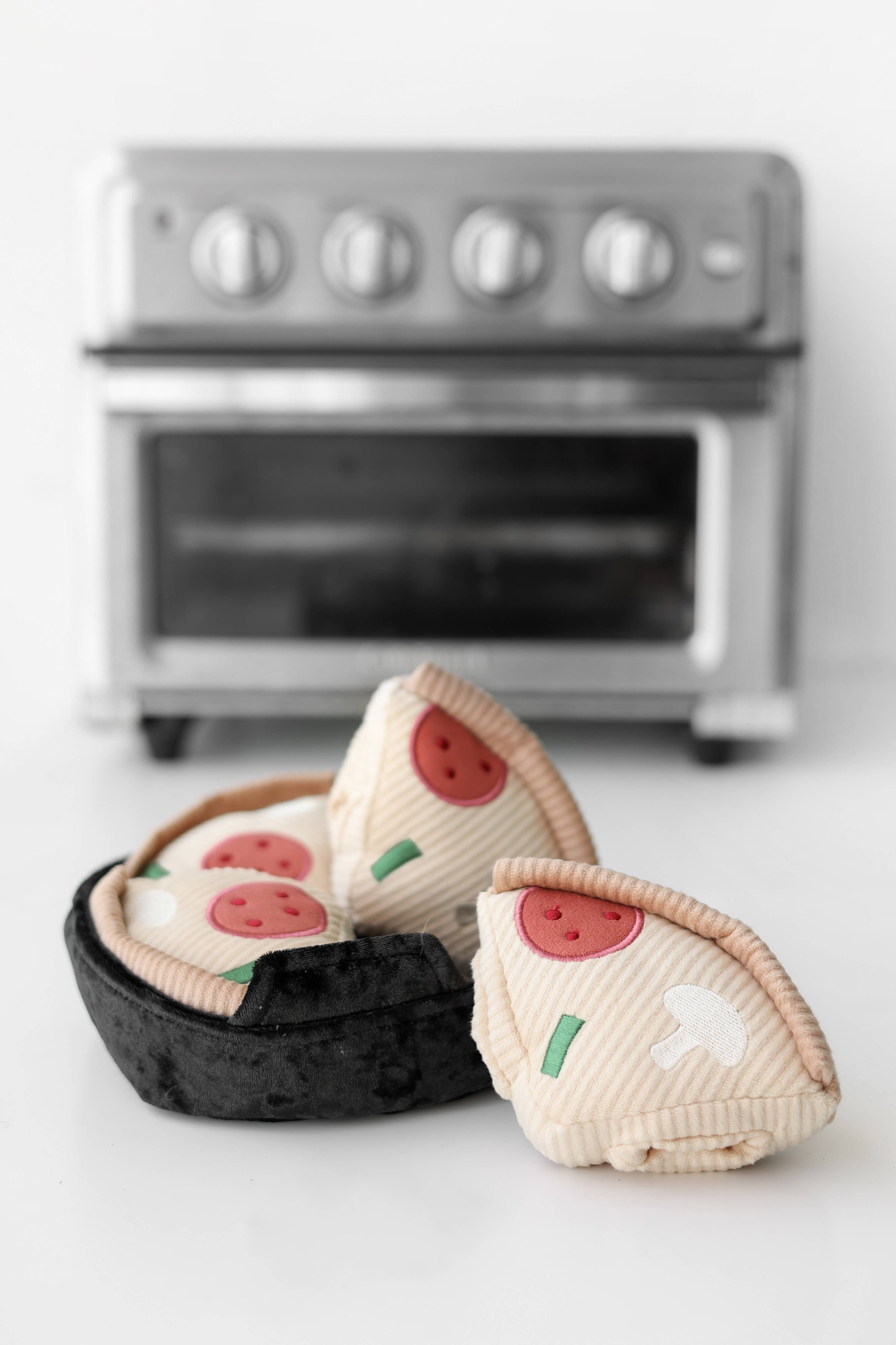 Lambwolf Collective - Wholesale Pet Plush Toy - Dog - DEEP DISH PIZZA//ENRICHMENT DOG TOY7