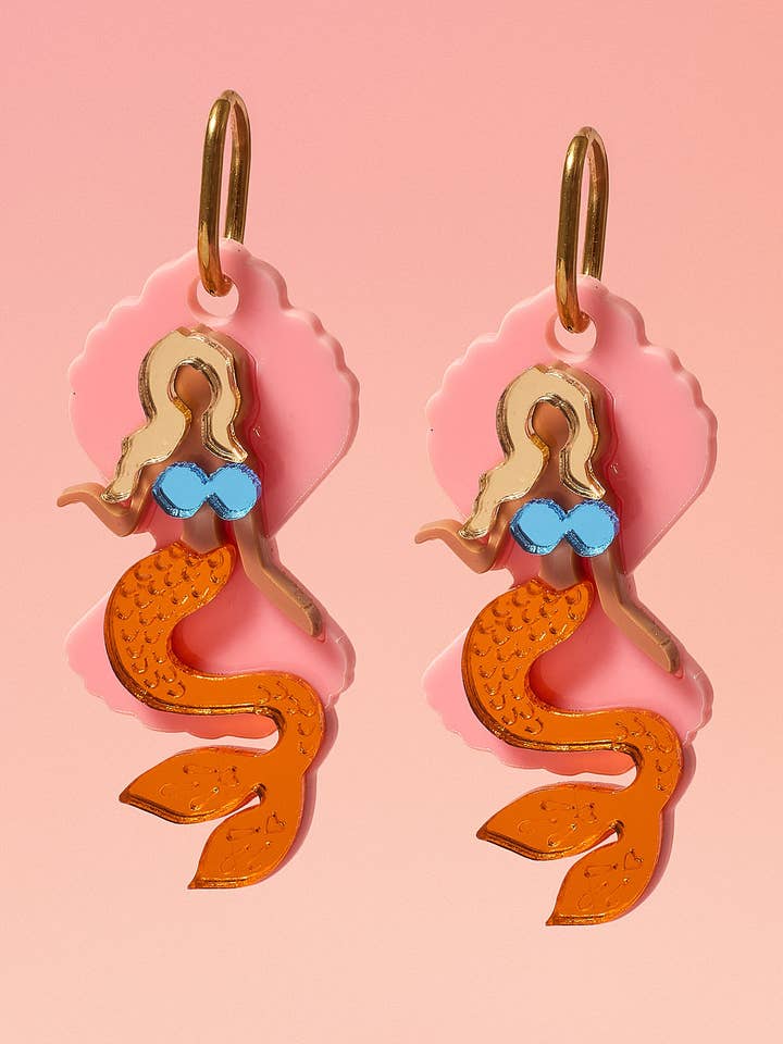 Havfrue Akryl Øreringe Pink for engroshandel hos Tribe + Temple