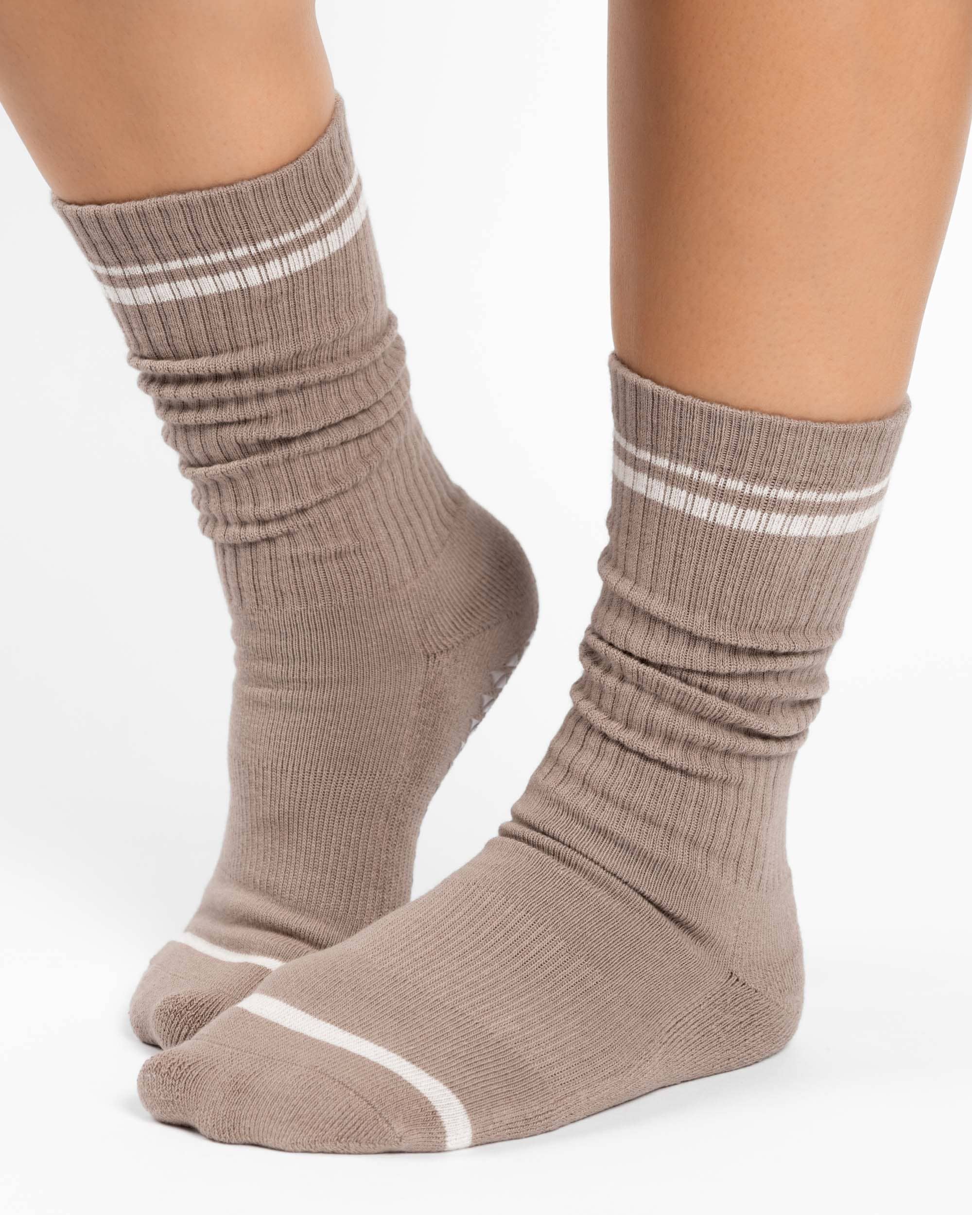 Pointe Studio - Vente Chaussettes – femme - Chaussettes montantes Varsity pour femme - Coton mélangé antidérapant pour Pilates et Barre2