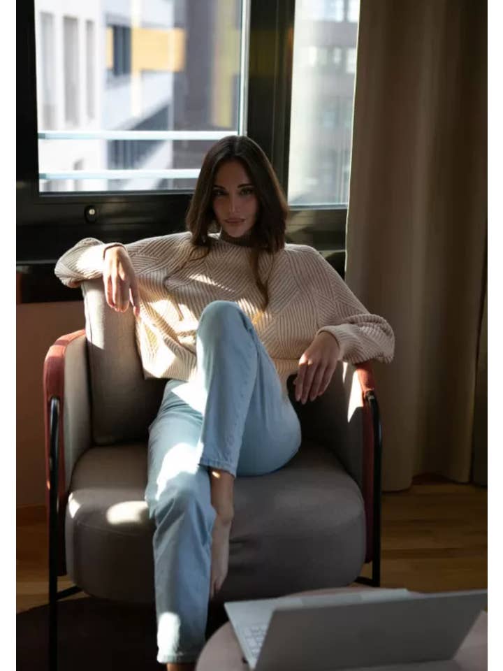 Nenya Fashion Limited - Wholesale Knit Sweater - Women's - High Neck Knitted Sweater With Geometric Print5