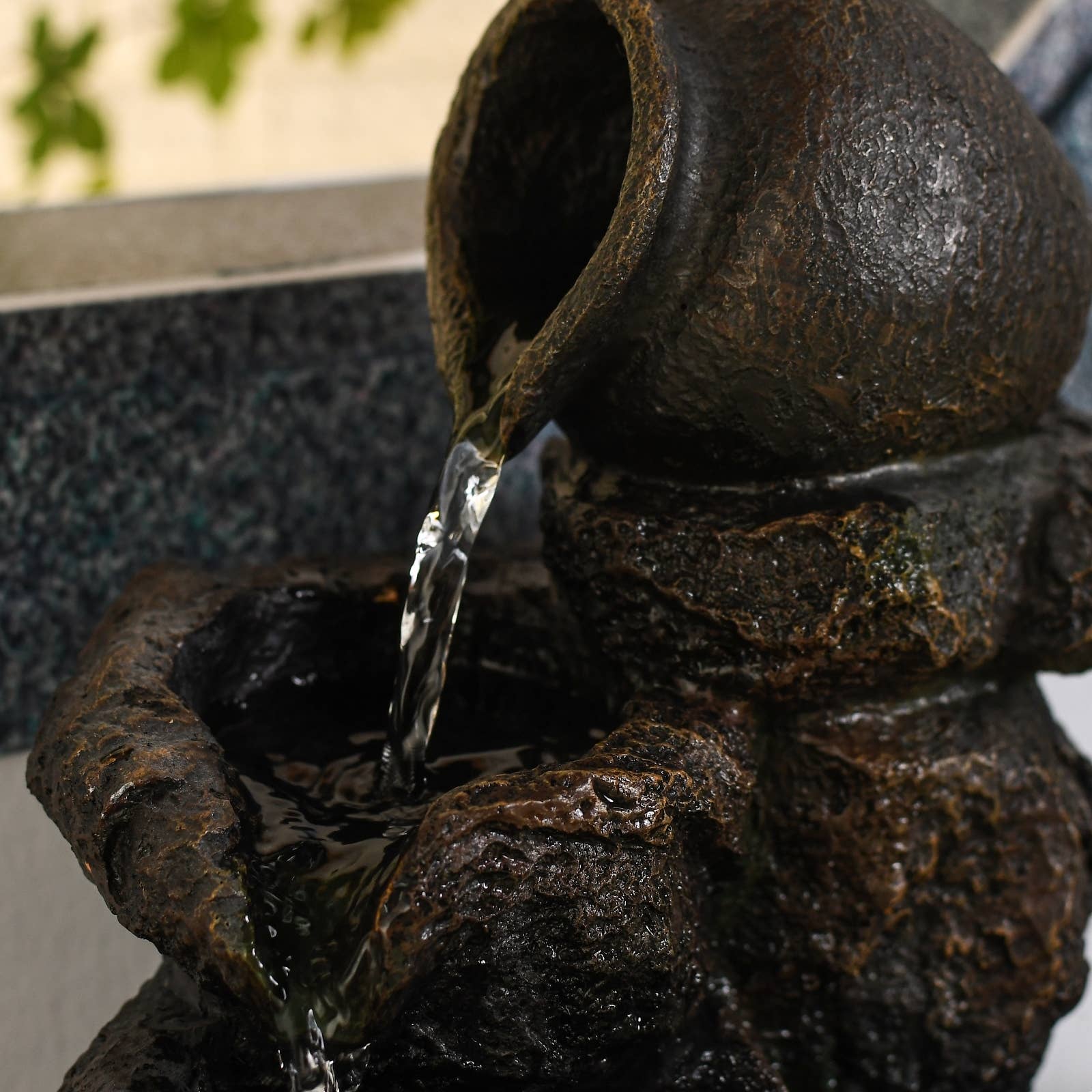 Zen'Arôme – wholesale Decorative tabletop object – Nivello Indoor Fountain with Cascading Flow5