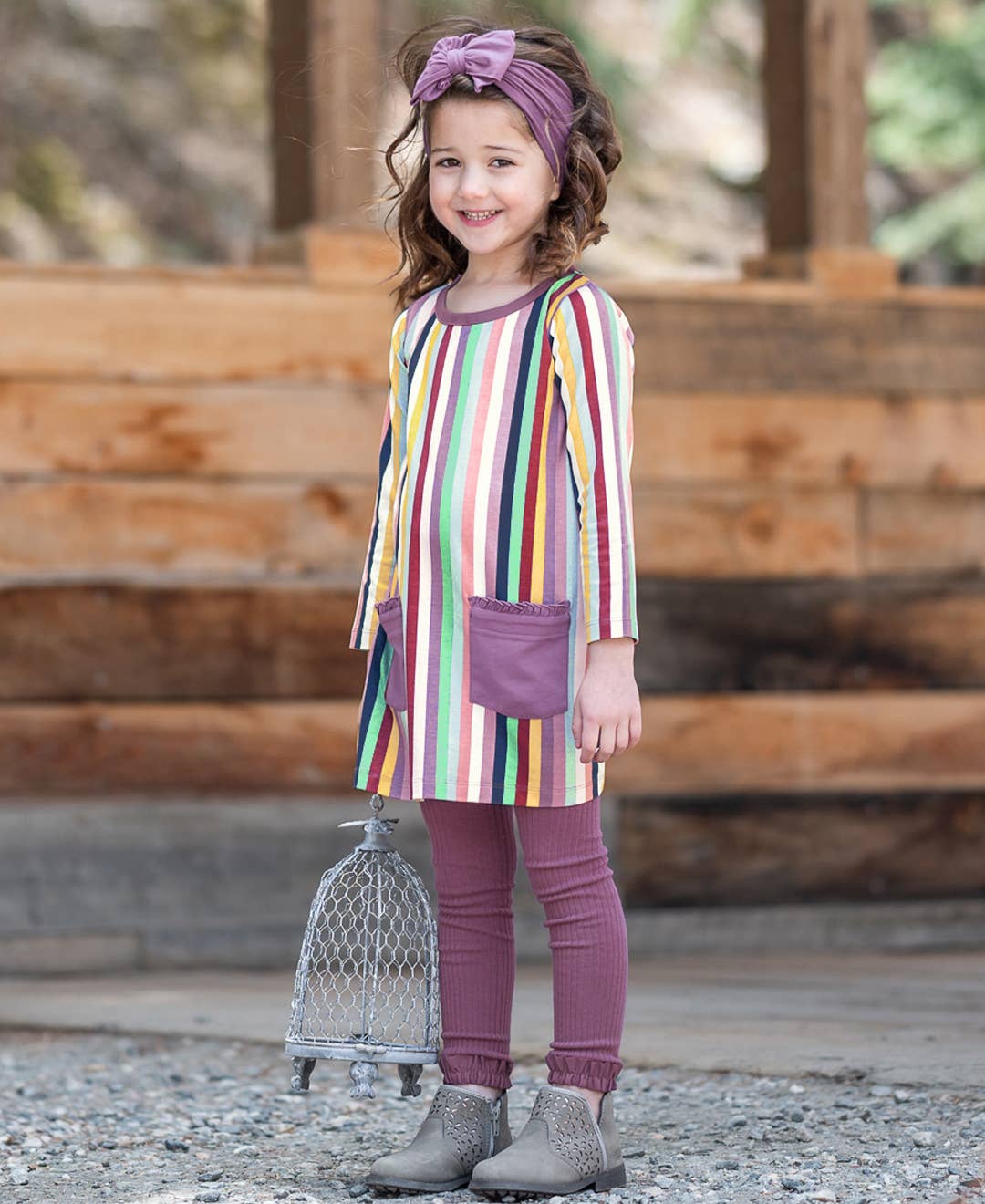 RuffleButts + RuggedButts – wholesale Tights - Barn – Flickor Vintage Violett Ribbstickade Fotlösa Volangstrumpbyxor1