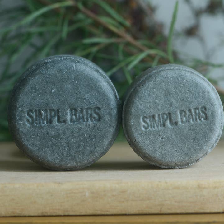 Simpl Bars - Wholesale Shampoo Puck/Solid Shampoo - Unpackaged Active Charcoal Shampoo Bar Zero Waste3