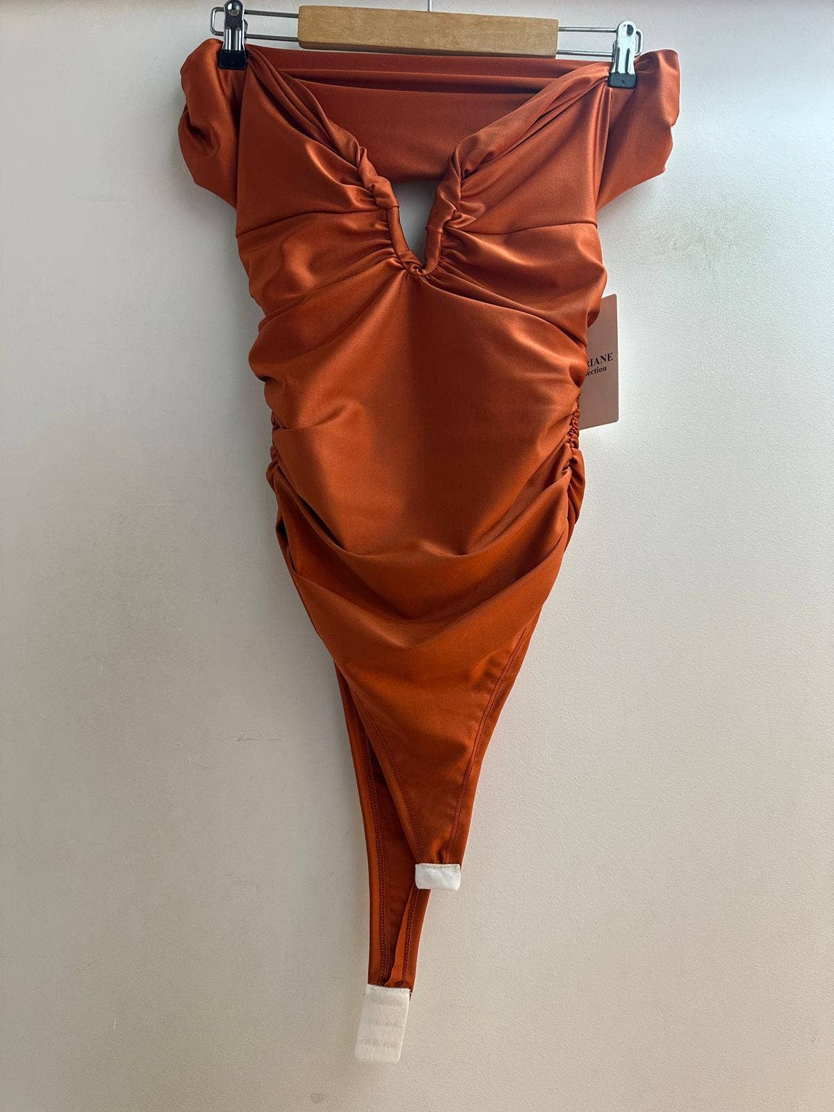 LORIANE – wholesale Bodysuit - Dam – 61125/7241 Body med bustier och axelbandslös design5