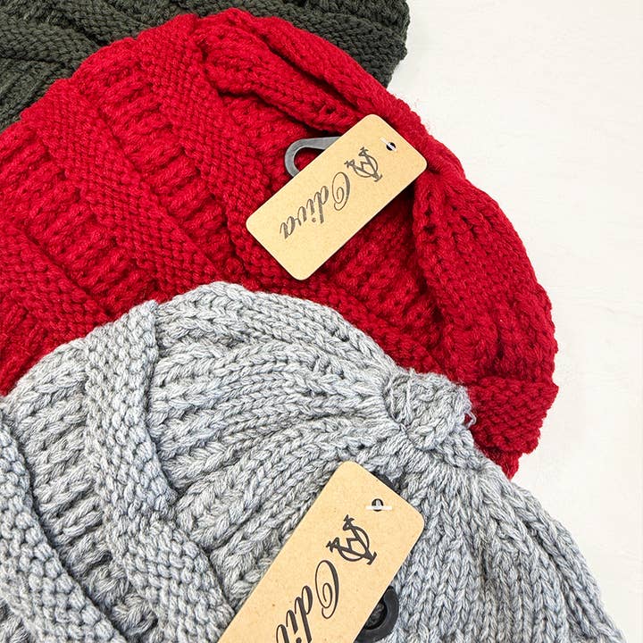 assorti Bonnets en maille côtelée pour queue de cheval en vente sur Faire14