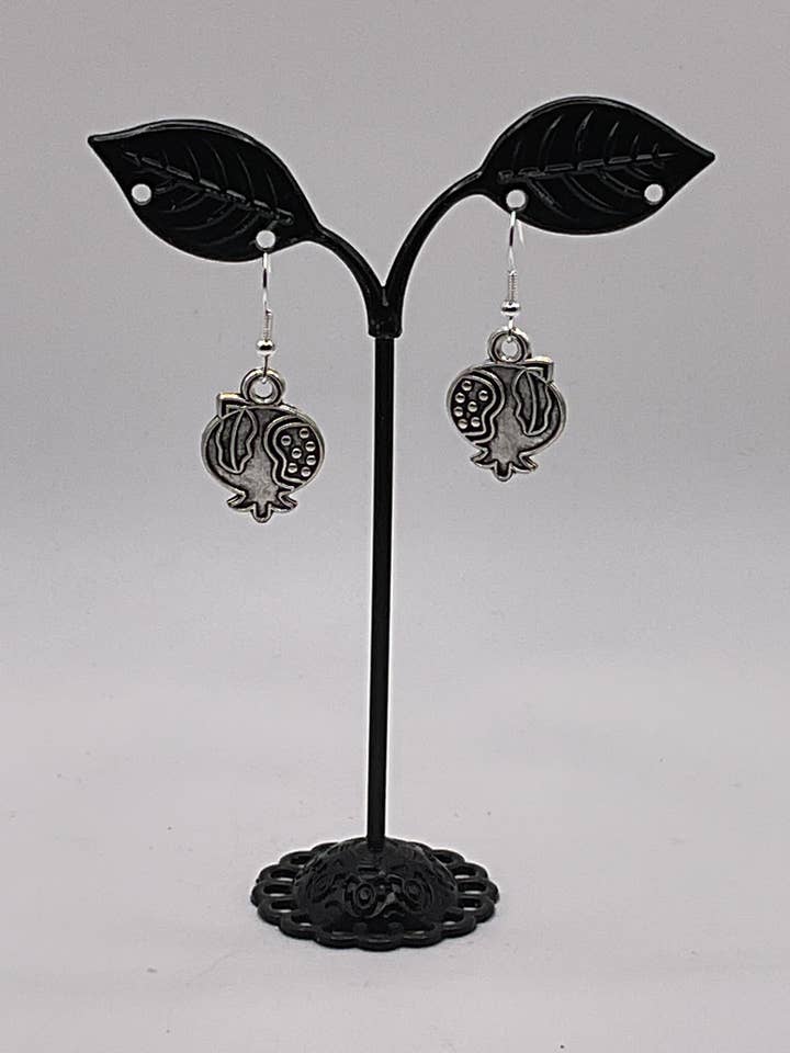 Granatapfel-Ohrringe für den Großhandel von S and E Hobbies and Collectables