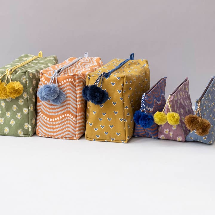 Graymarket Design - Wholesale Toiletry Bag - Women's - Waves Pumpkin Toiletry Bag