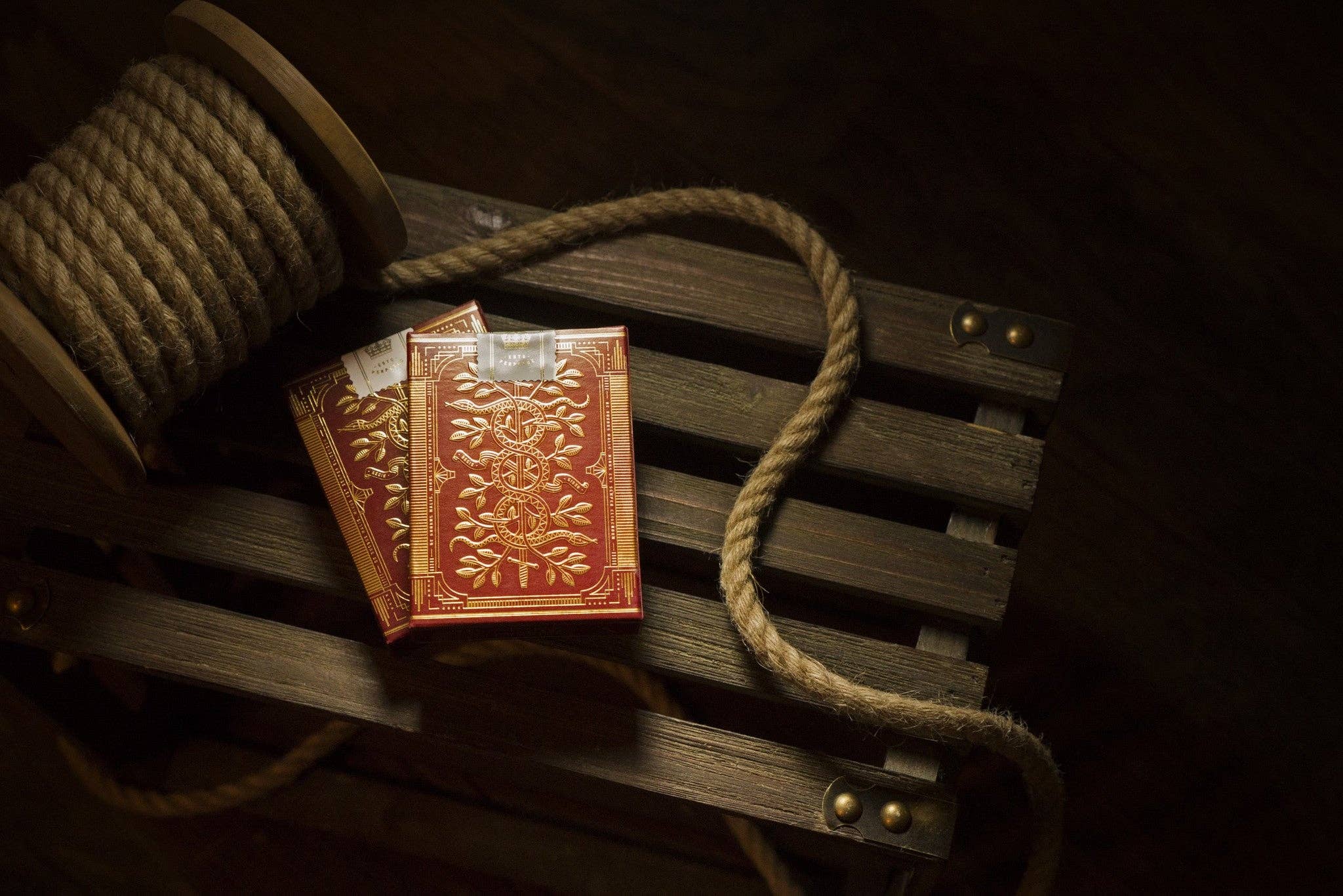 theory11 - Wholesale Playing Cards - Red Monarch3