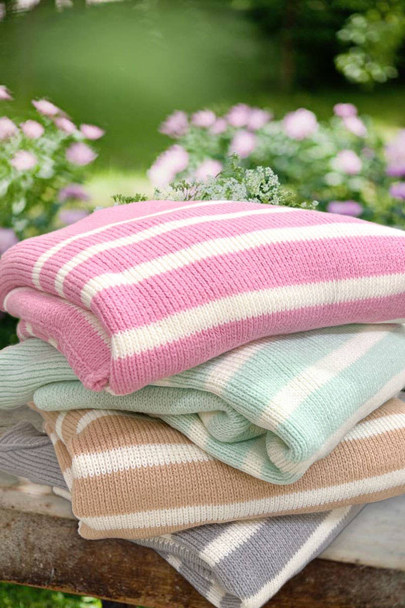 Vine & Love – wholesale Pullovertröja - Dam – Vine & Love randig tröja med balloonärm och rund hals28