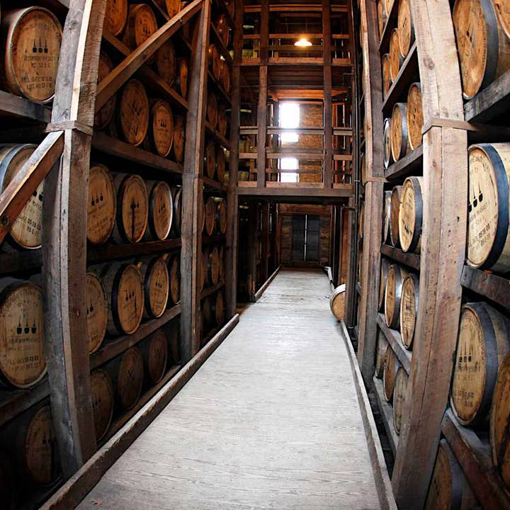 Bootleg Candle Company - Wholesale Jar/Filled Candle - Whiskey Barrel
