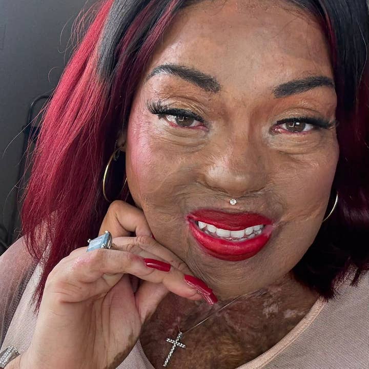 Mettalusso Inc - Wholesale Lipstick - Mettalusso Collab with BurnedBeauty2018 Signature Lipstick1