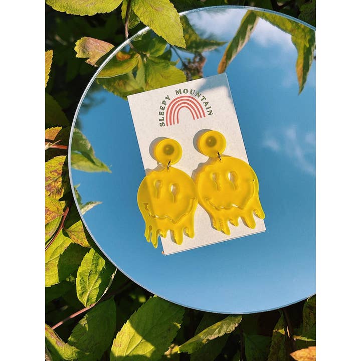 Sleepy Mountain - Wholesale Dangle Earrings - Melted Smiley Face Dangle Earrings5