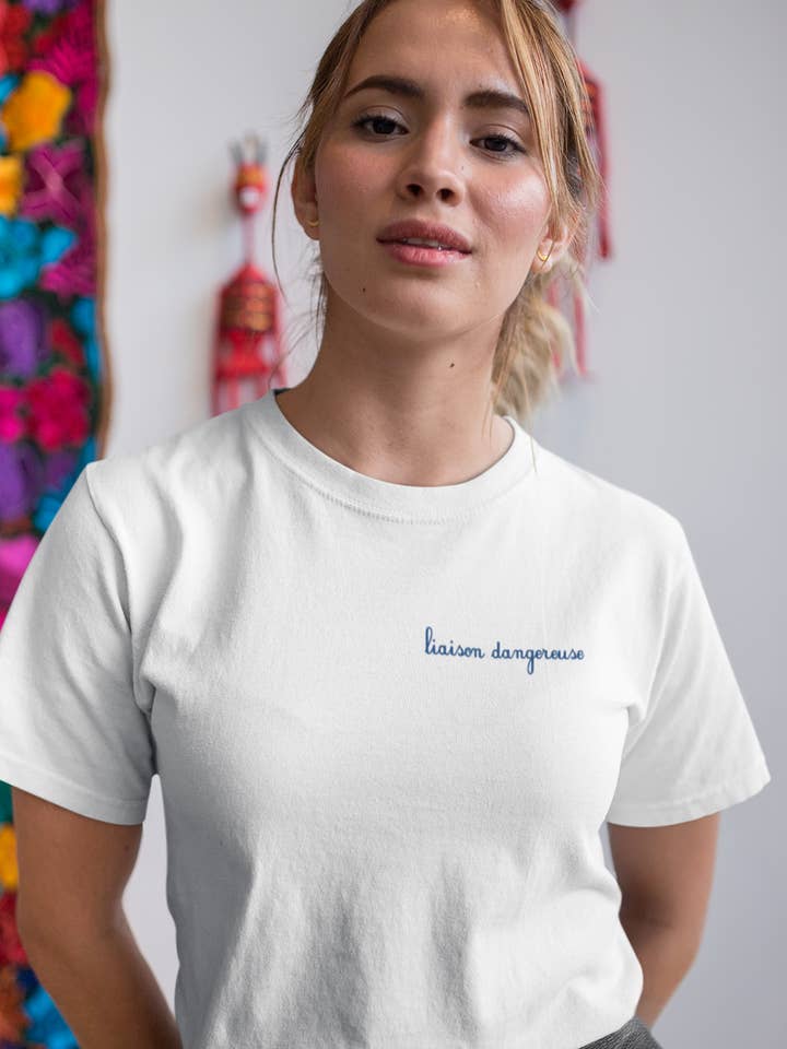 T-Shirt „Gefährlicher Link“ für den Großhandel von Un Rêve Français