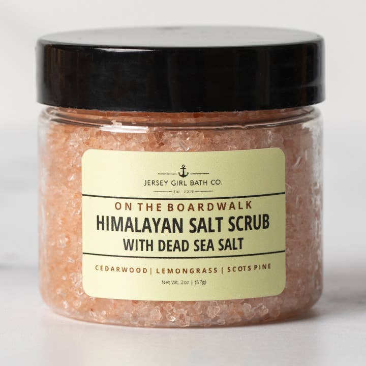 Op de promenade Himalaya zoutscrub Mini voor wholesale door Jersey Girl Bath Co.