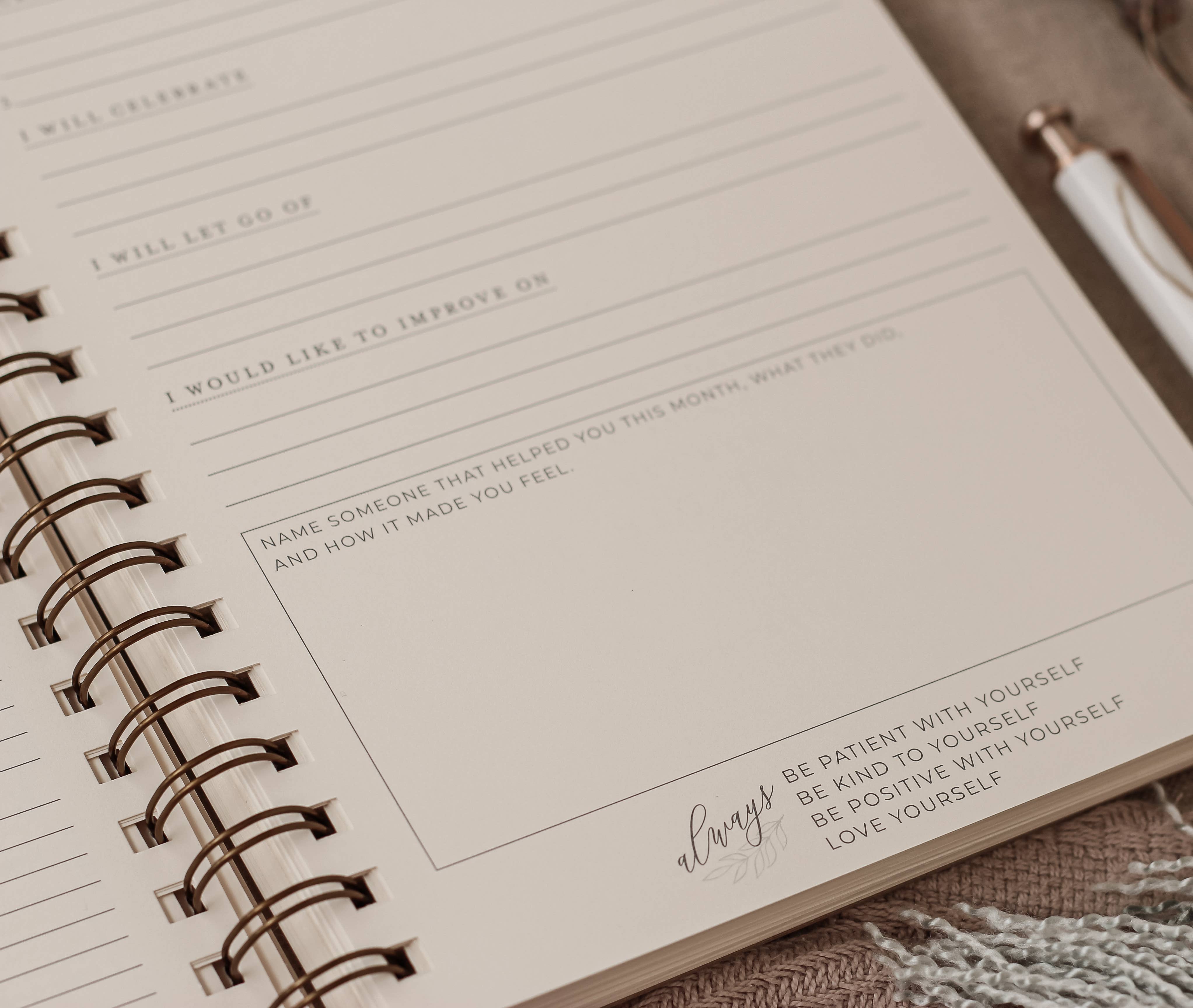 Jen Simpson Design - Wholesale Dagboek/agenda - Omring jezelf met Happiness Journal7