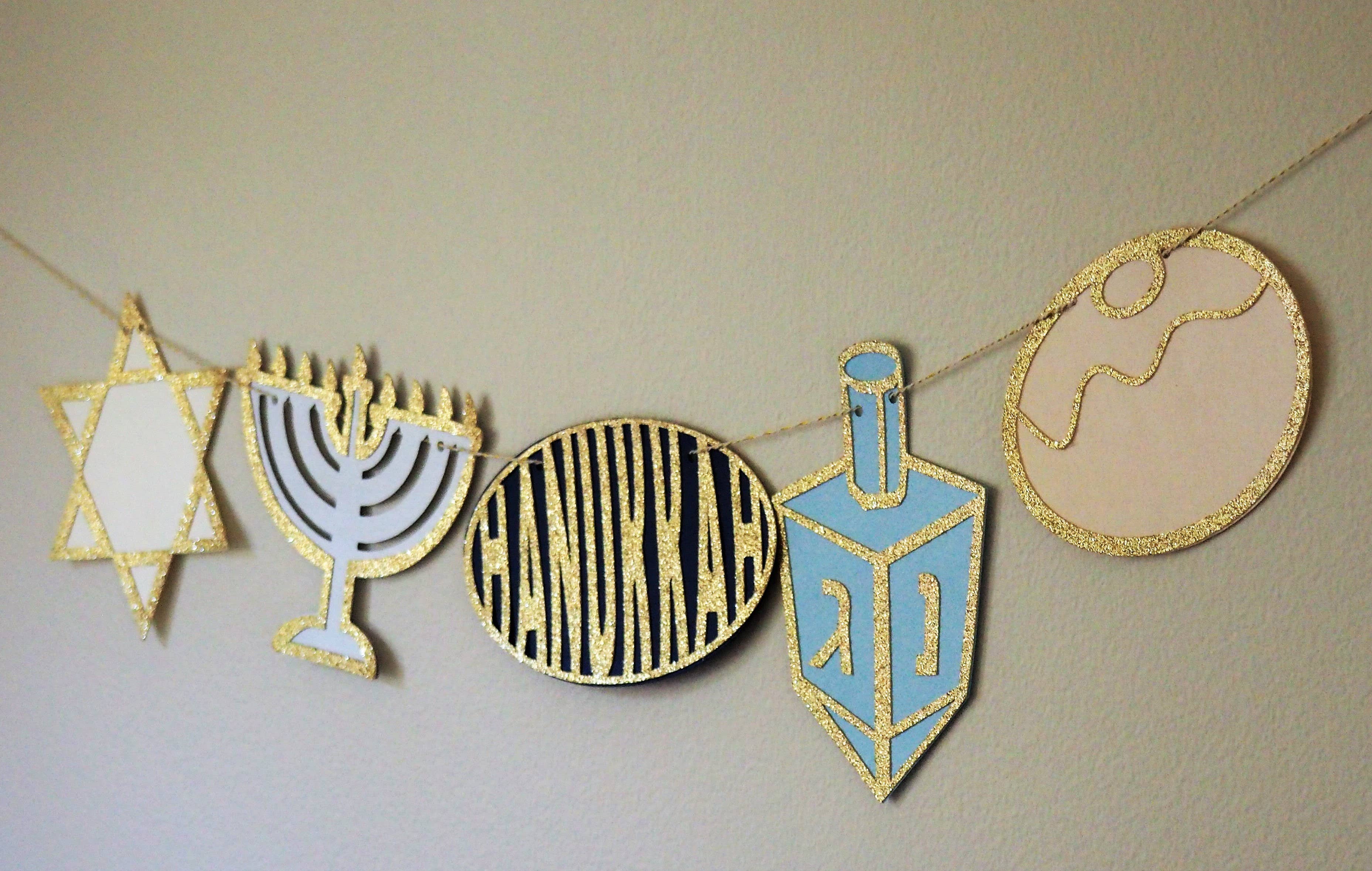 thekitcut – wholesale Hanukkah Decoration – Hanukkah garland | A unique Hanukkah symbols decoration0